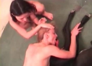 Passionate zoophiles want to fuck with a cur