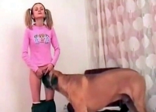 Tight orifices getting gaped by a dog