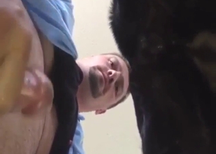 Dude cannot control himself, cums inside a dog